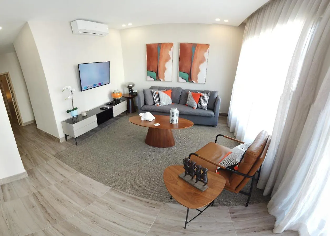 Regatta Living Hotel By Mint Santo Domingo 4*,