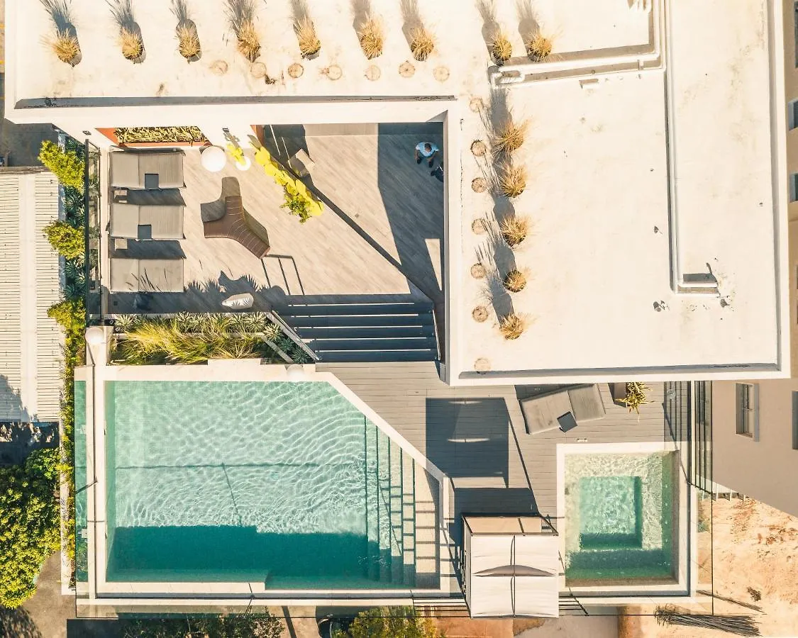 Regatta Living Hotel By Mint Santo Domingo 4*,