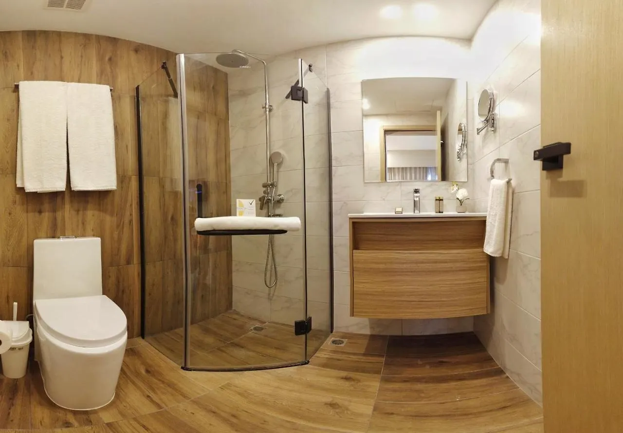 Regatta Living Hotel By Mint Santo Domingo 4*,